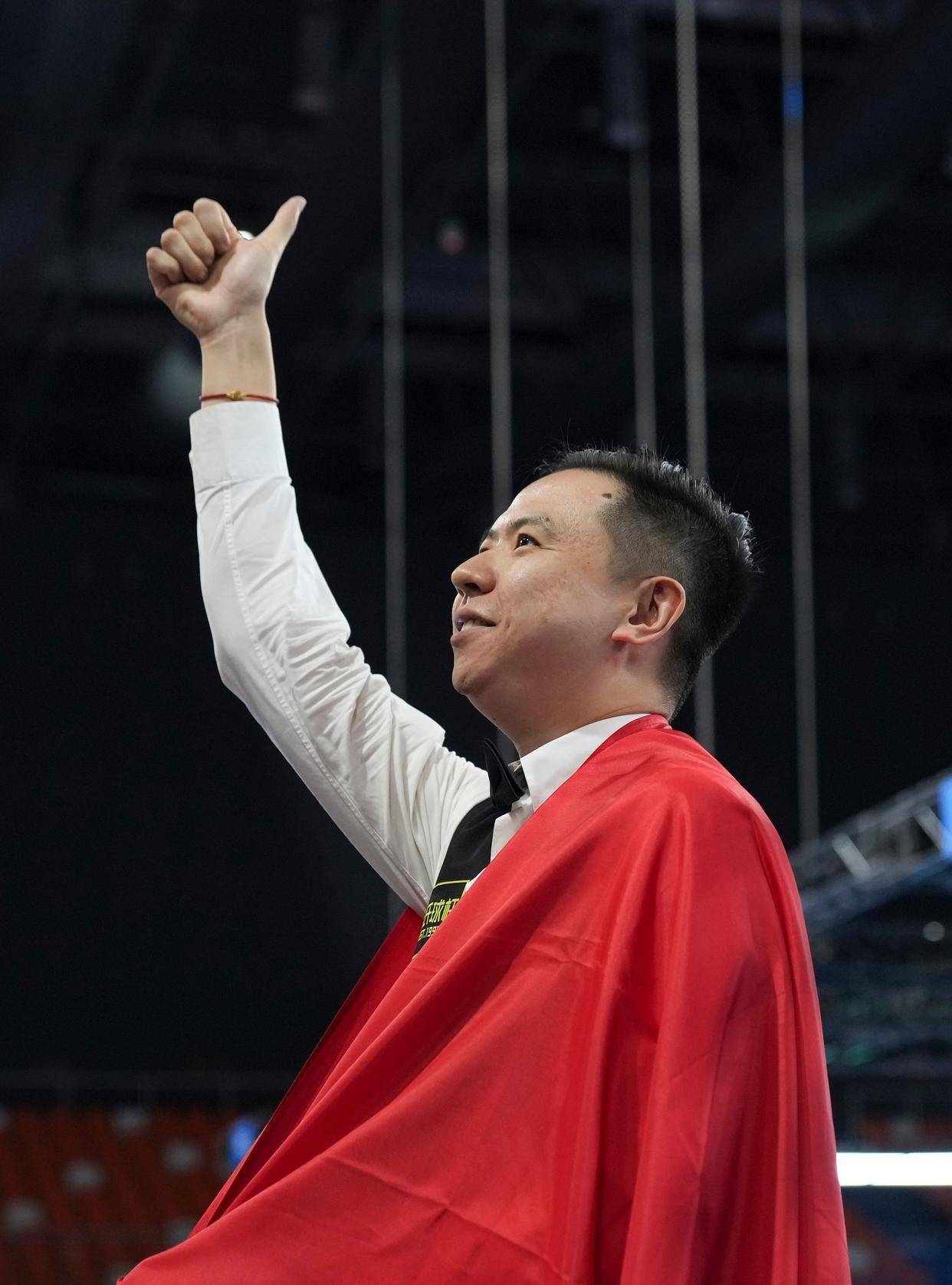 在阿森纳高 在阿森纳高